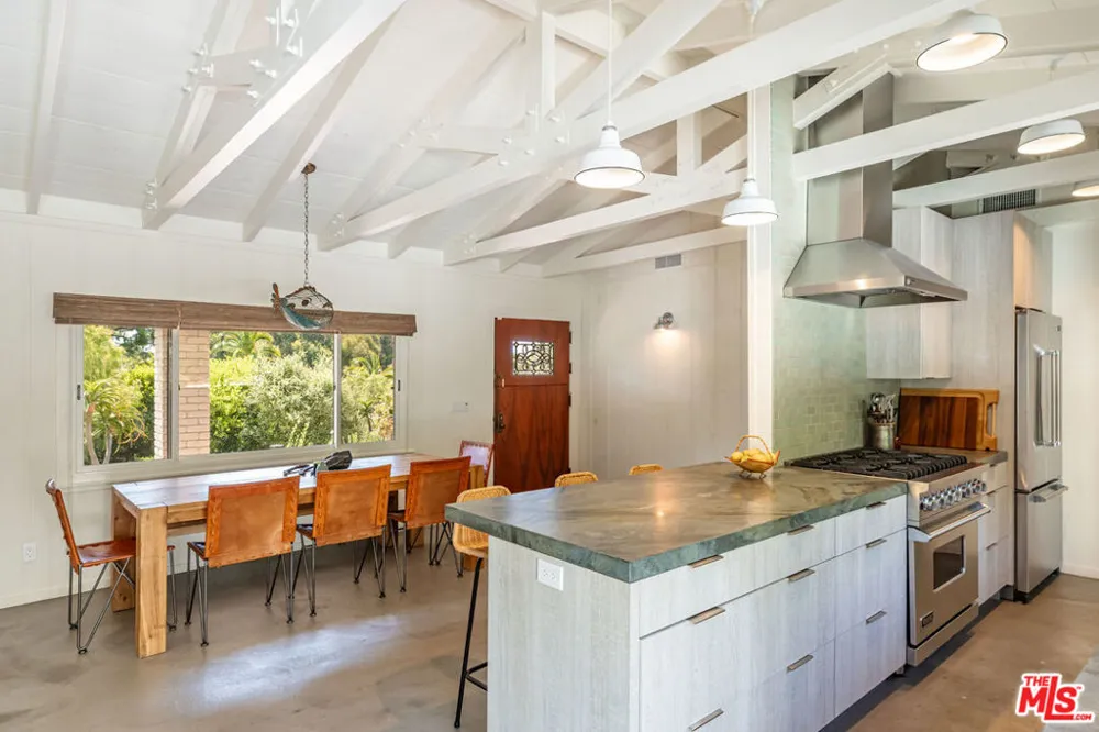 28901 Boniface Drive Malibu, CA 90265