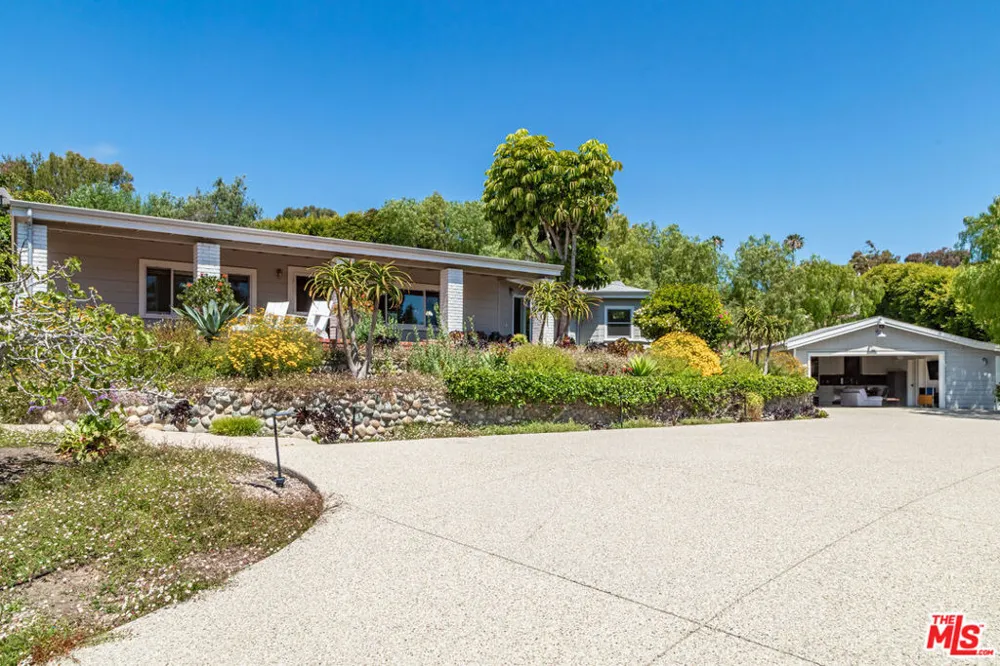 28901 Boniface Drive Malibu, CA 90265