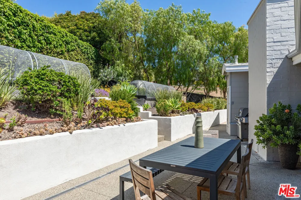 28901 Boniface Drive Malibu, CA 90265
