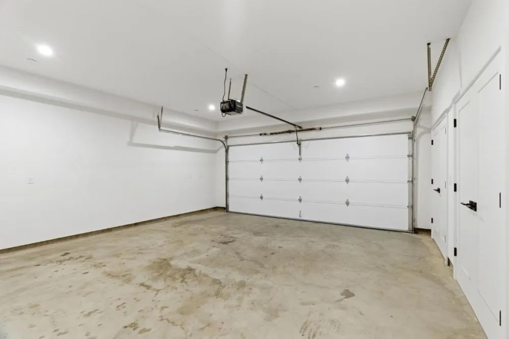 914 Woodside Redwood City, CA 94061