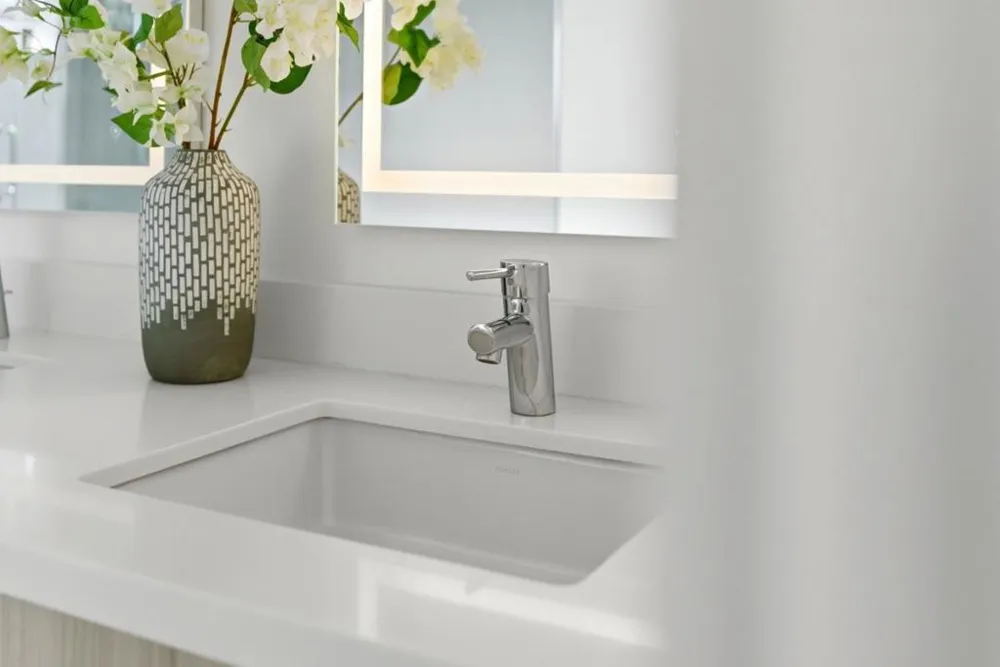 914 Woodside Redwood City, CA 94061