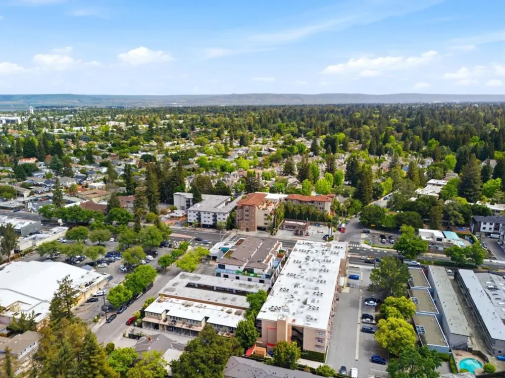 914 Woodside Redwood City, CA 94061