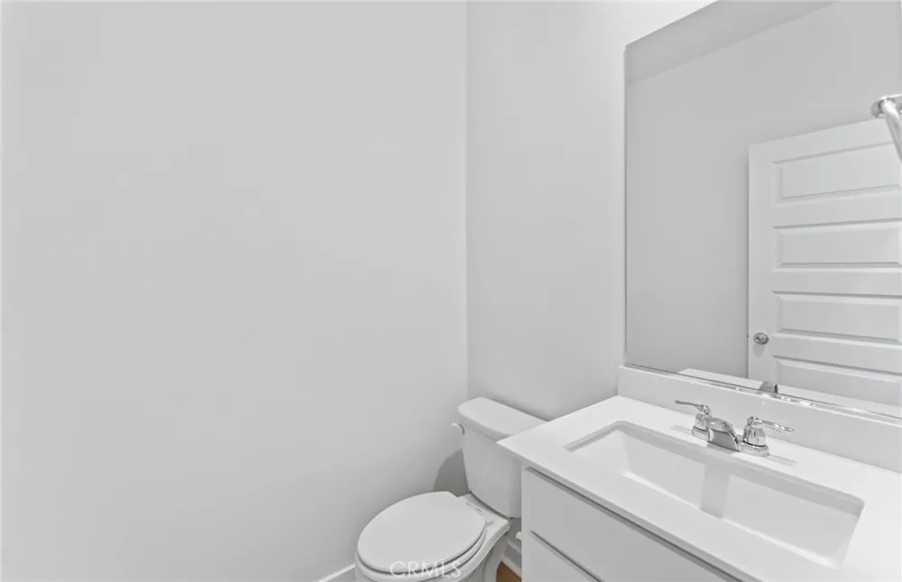 108 Pickwick Lane Court Burbank, CA 91506