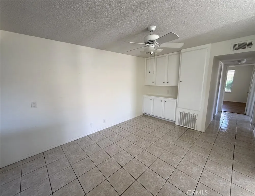 4728 Larwin Avenue Cypress, CA 90630