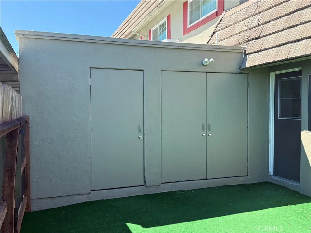 4728 Larwin Avenue Cypress, CA 90630