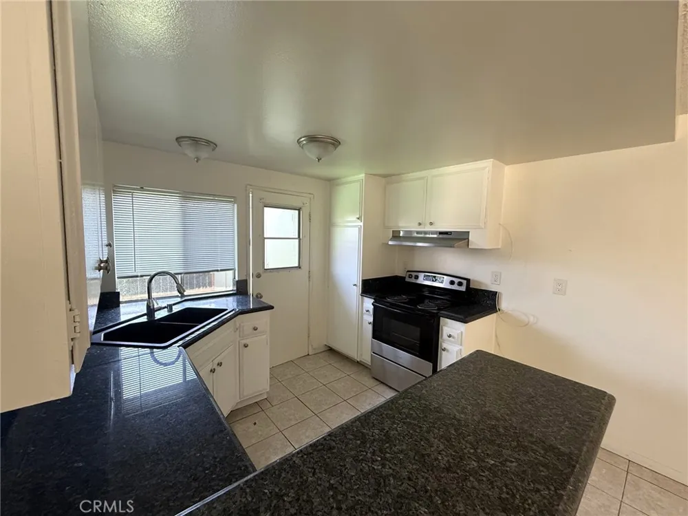 4728 Larwin Avenue Cypress, CA 90630