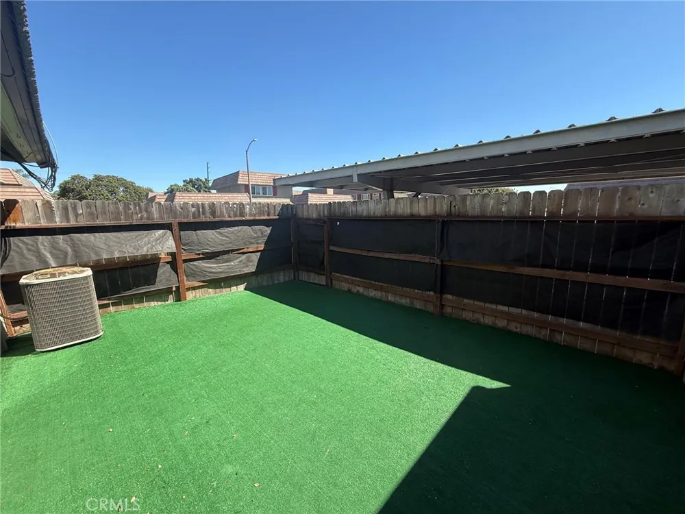 4728 Larwin Avenue Cypress, CA 90630
