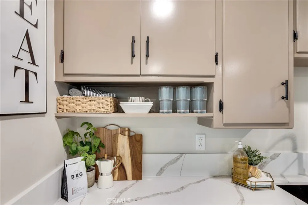 6295 Banner Court Riverside, CA 92504