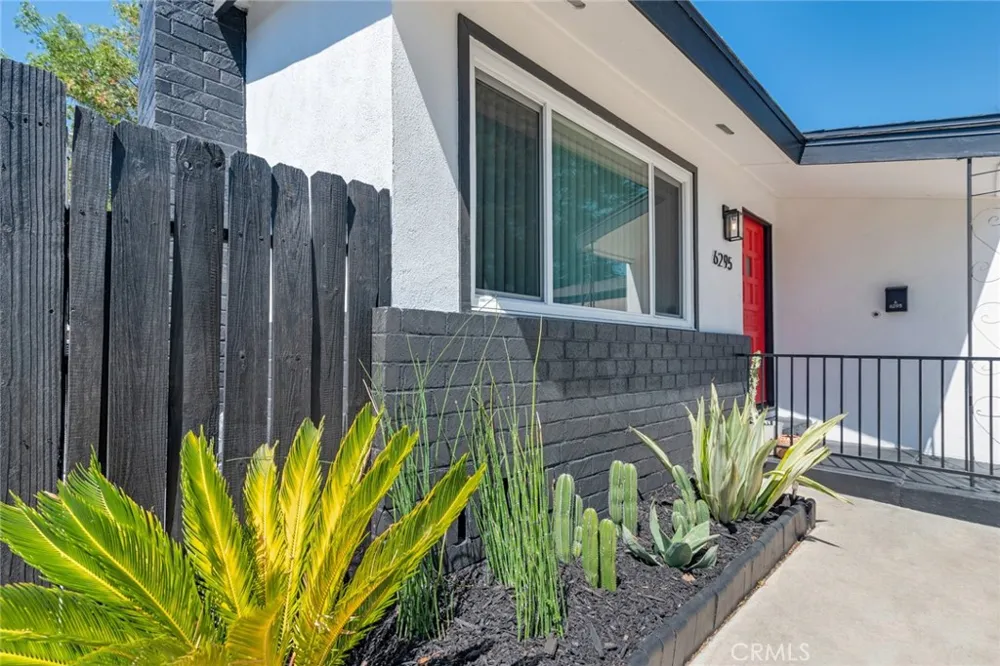 6295 Banner Court Riverside, CA 92504
