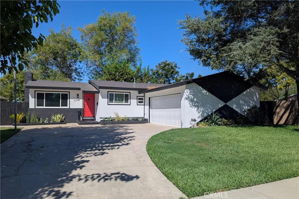 6295 Banner Court Riverside, CA 92504