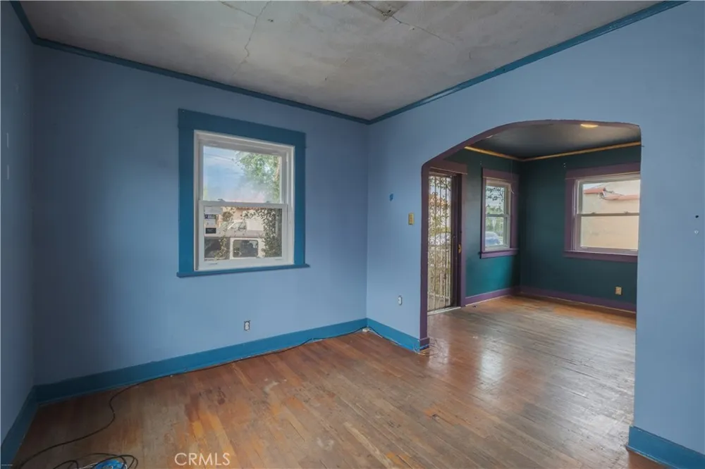 5716 Hubbard Los Angeles, CA 90022