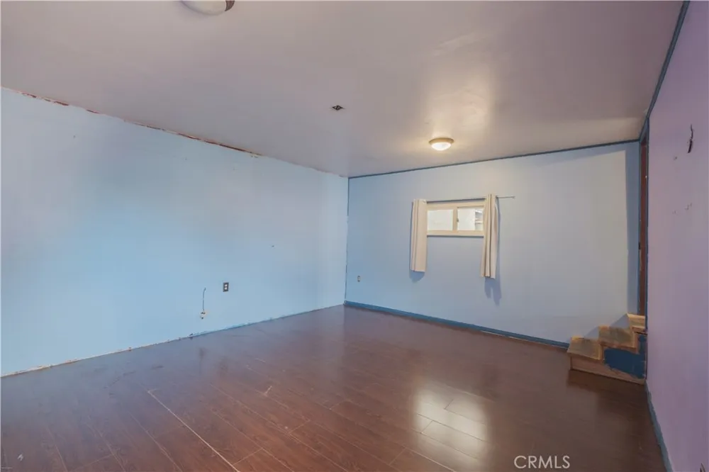 5716 Hubbard Los Angeles, CA 90022