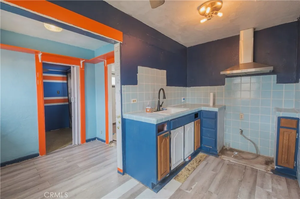 5716 Hubbard Los Angeles, CA 90022
