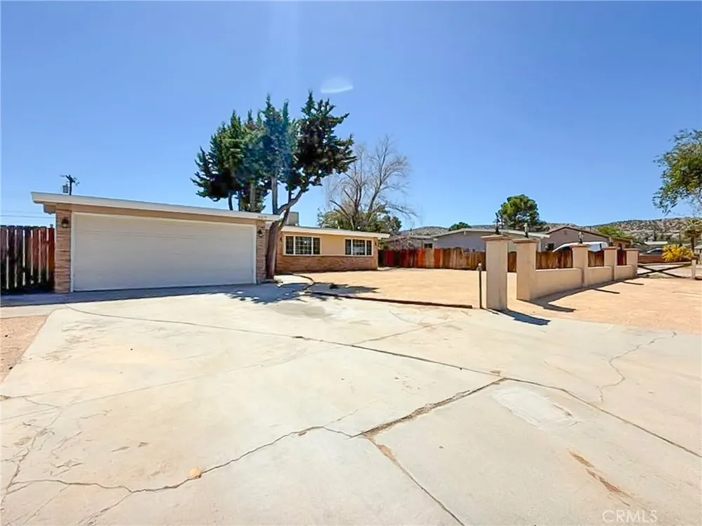 38878 Sage Tree Street Palmdale, CA 93551