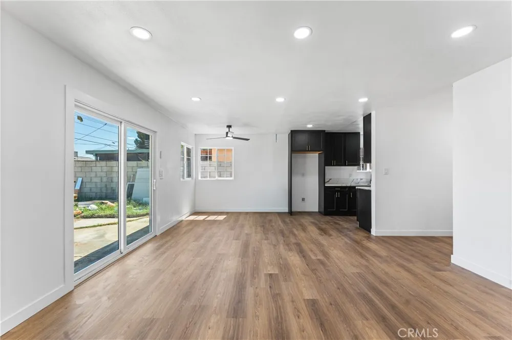 38544 33rd Street E E Palmdale, CA 93550