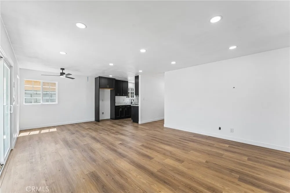 38544 33rd Street E E Palmdale, CA 93550