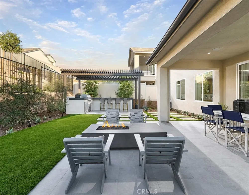 18156 Aerie Way Canyon Country, CA 91350