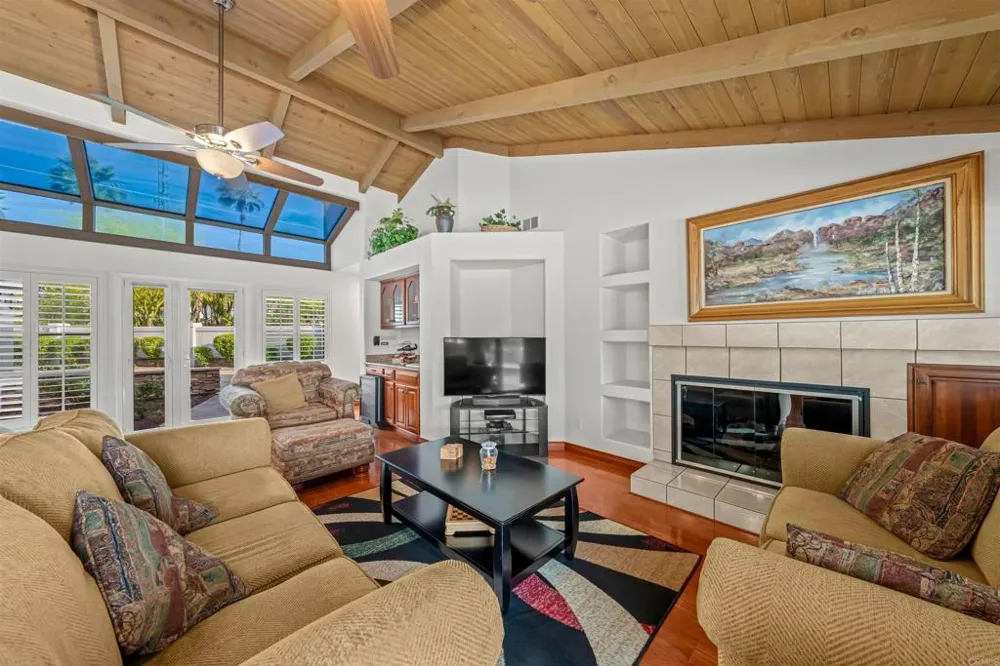 2886 Windwood Way El Cajon, CA 92019