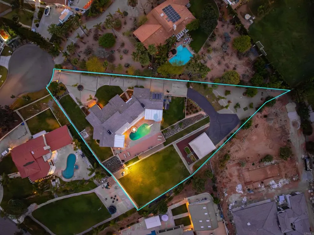 2886 Windwood Way El Cajon, CA 92019