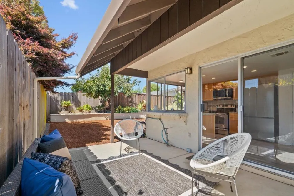 6053 Thurber Lane Santa Cruz, CA 95065