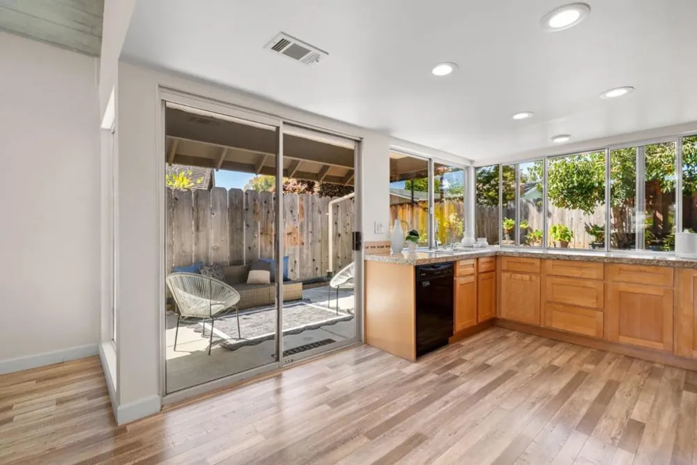 6053 Thurber Lane Santa Cruz, CA 95065