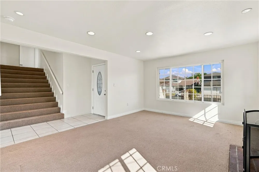6912 Tahiti Cypress, CA 90630