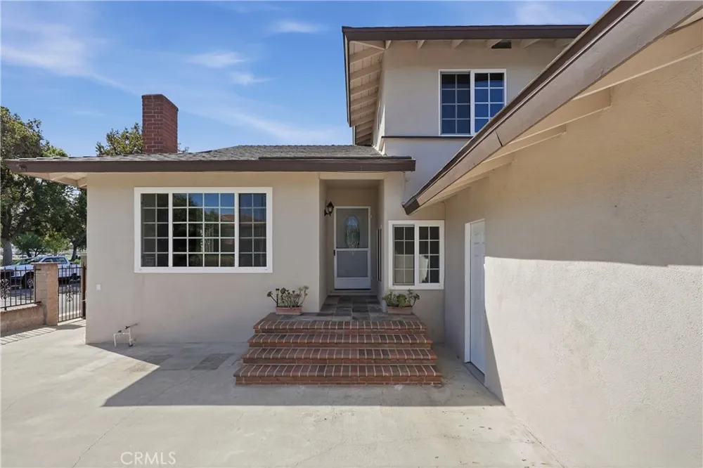 6912 Tahiti Cypress, CA 90630