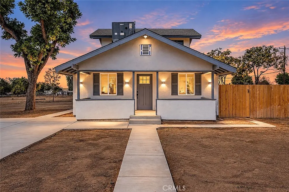 1700 Lotus Lane Bakersfield, CA 93307
