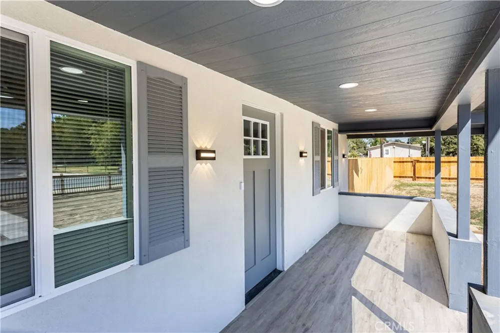 1700 Lotus Lane Bakersfield, CA 93307
