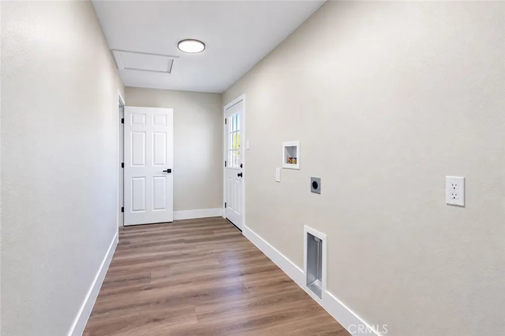 1700 Lotus Lane Bakersfield, CA 93307