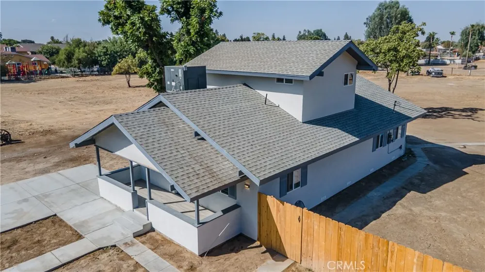 1700 Lotus Lane Bakersfield, CA 93307