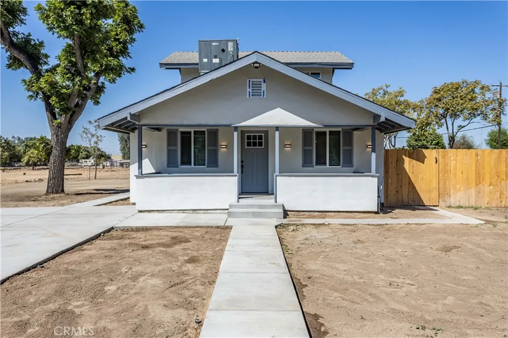 1700 Lotus Lane Bakersfield, CA 93307