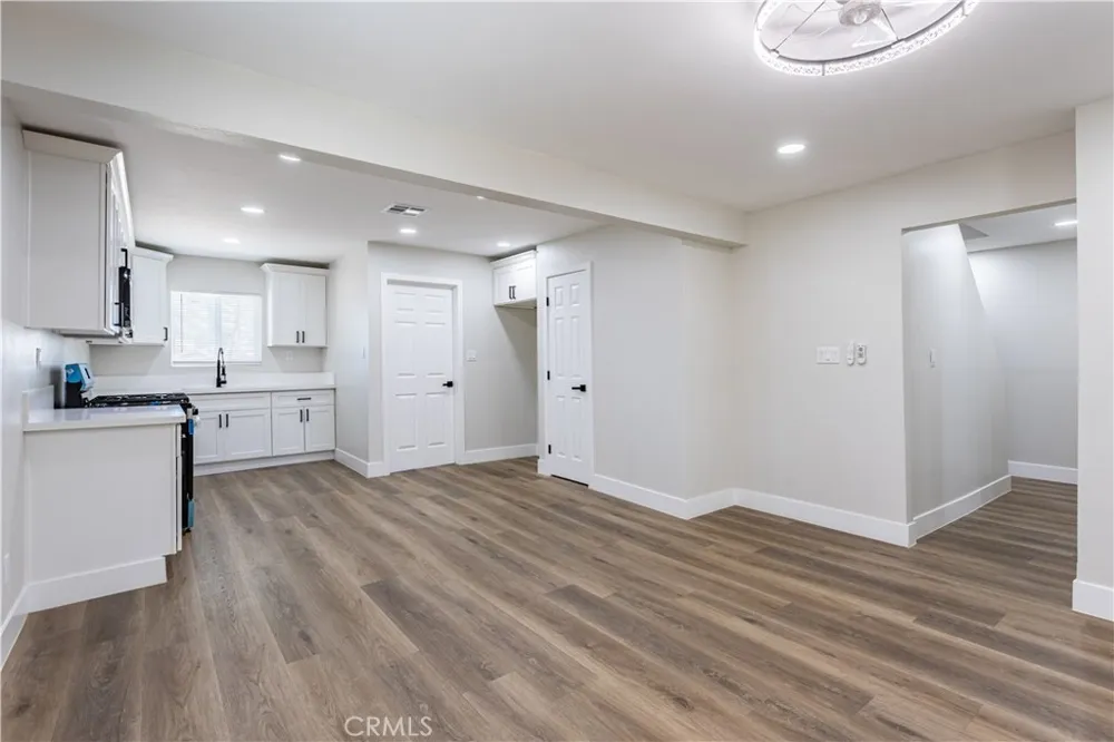 1700 Lotus Lane Bakersfield, CA 93307