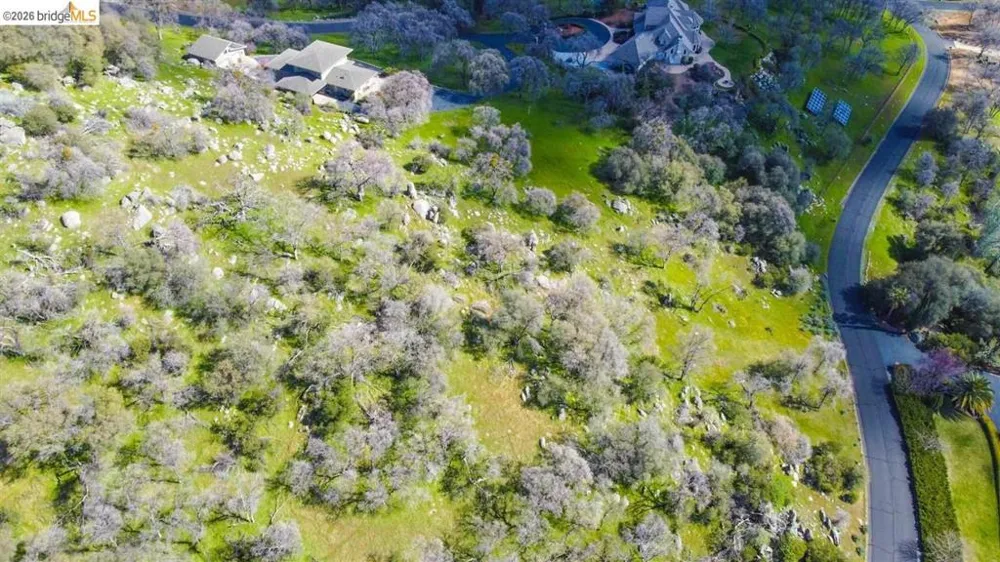 18351 Olov Sonora, CA 95370