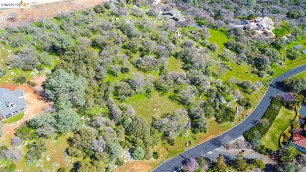18351 Olov Sonora, CA 95370