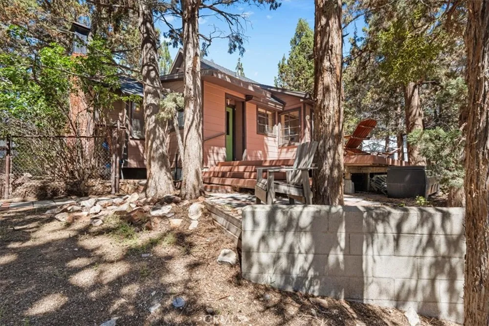 42795 Cougar Big Bear Lake, CA 92315