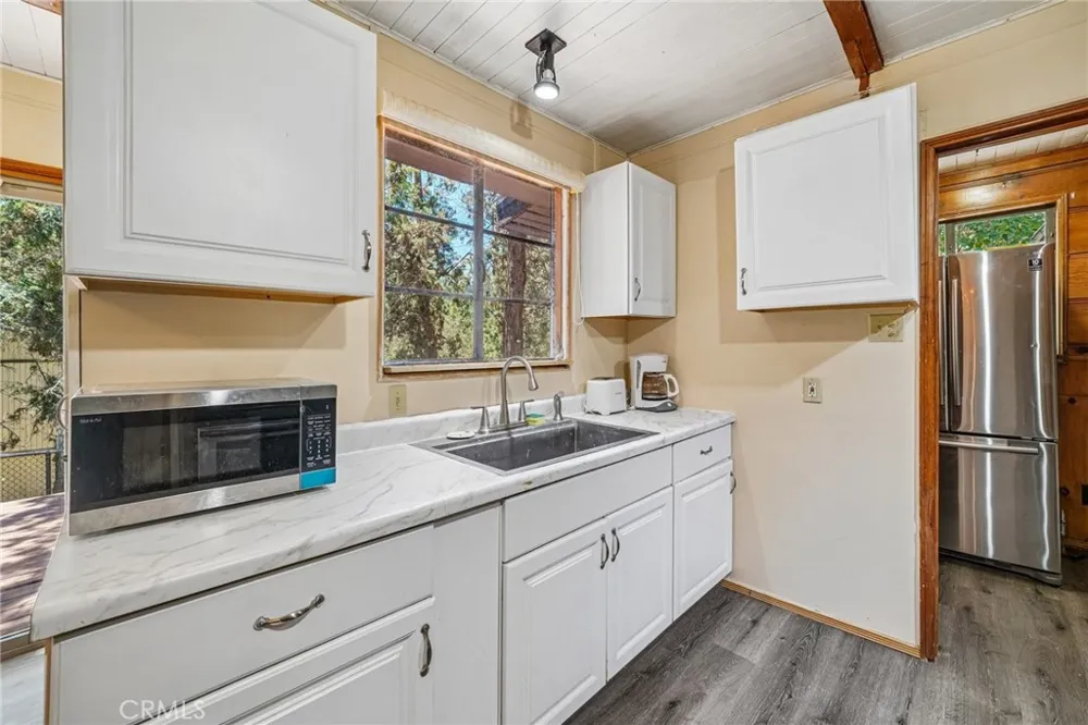 42795 Cougar Big Bear Lake, CA 92315