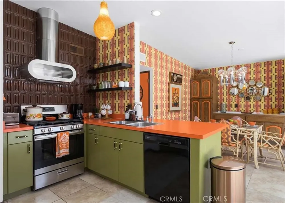 2233 Cardillo Palm Springs, CA 92262