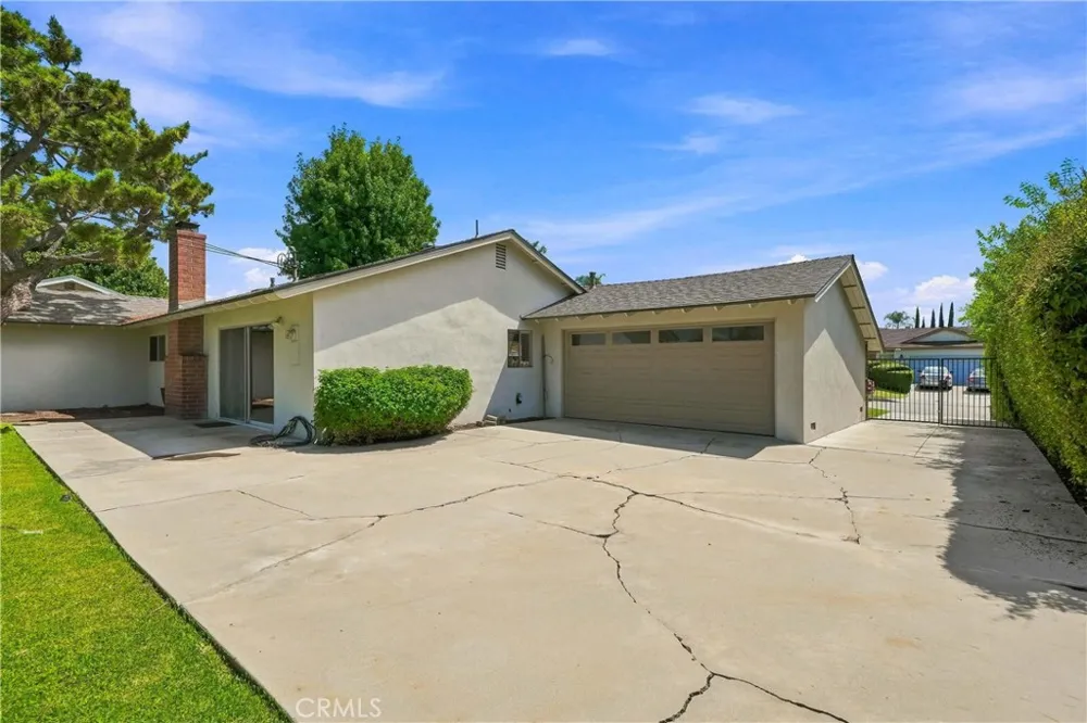 1835 E Alaska West Covina, CA 91791