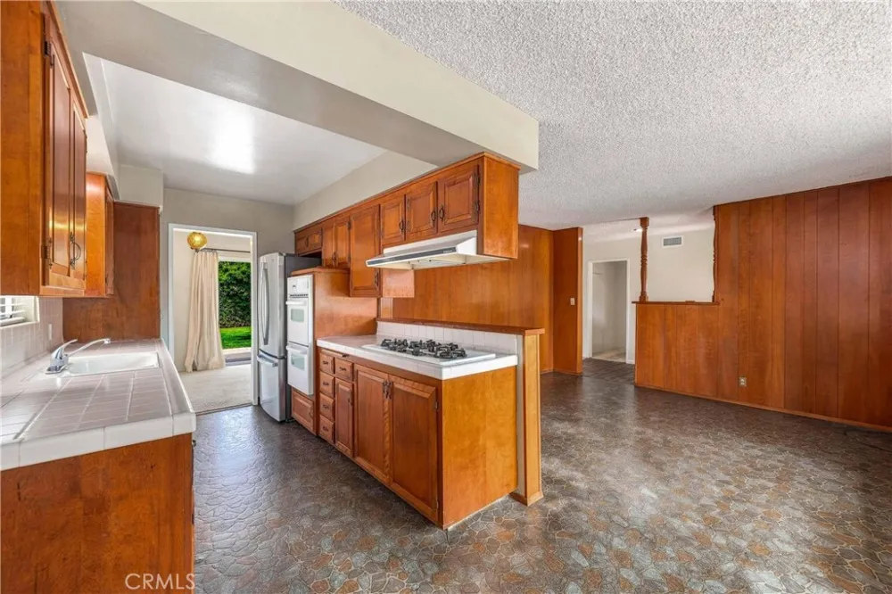 1835 E Alaska West Covina, CA 91791
