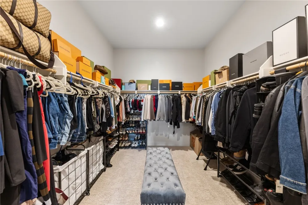 7631 Capstone Court Riverside, CA 92506