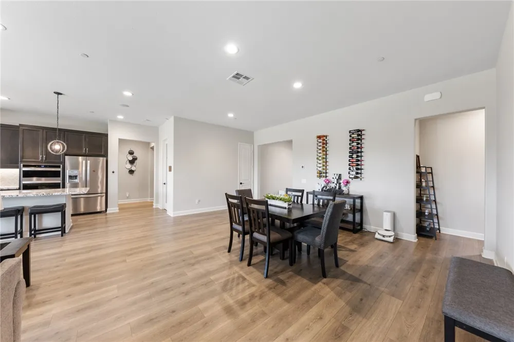 7631 Capstone Court Riverside, CA 92506