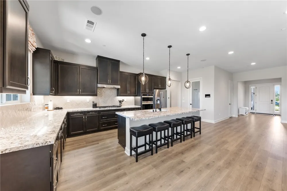 7631 Capstone Court Riverside, CA 92506