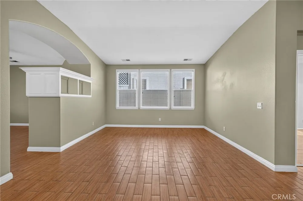 37799 Amber Lane Murrieta, CA 92562