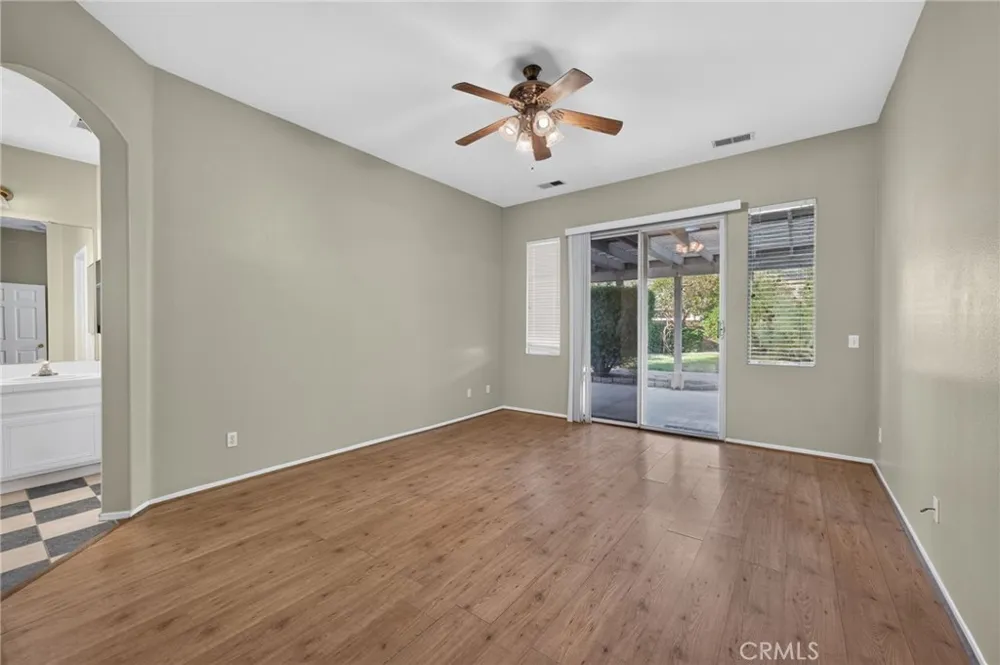37799 Amber Lane Murrieta, CA 92562