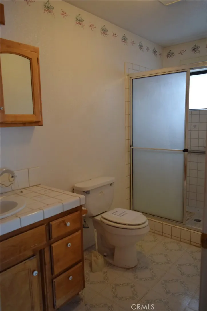 4144 End Drive Frazier Park, CA 93225