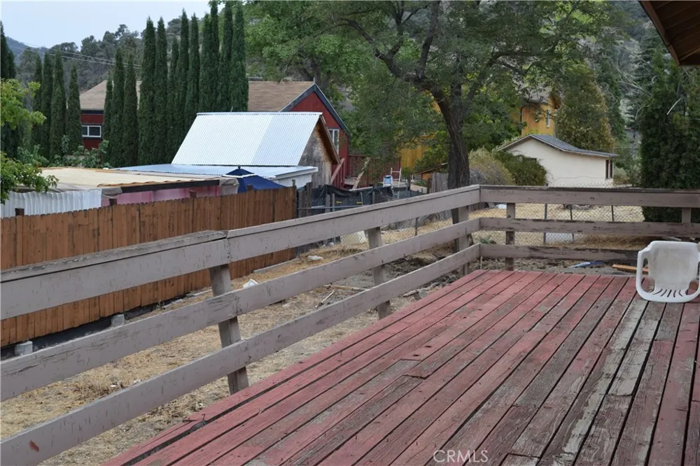 4144 End Drive Frazier Park, CA 93225