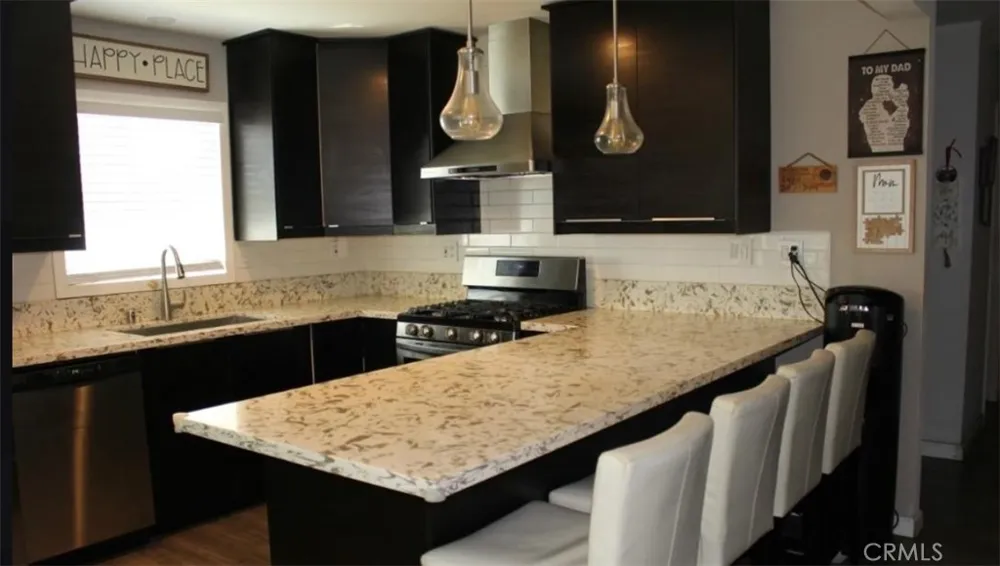 2490 Alder Pomona, CA 91767