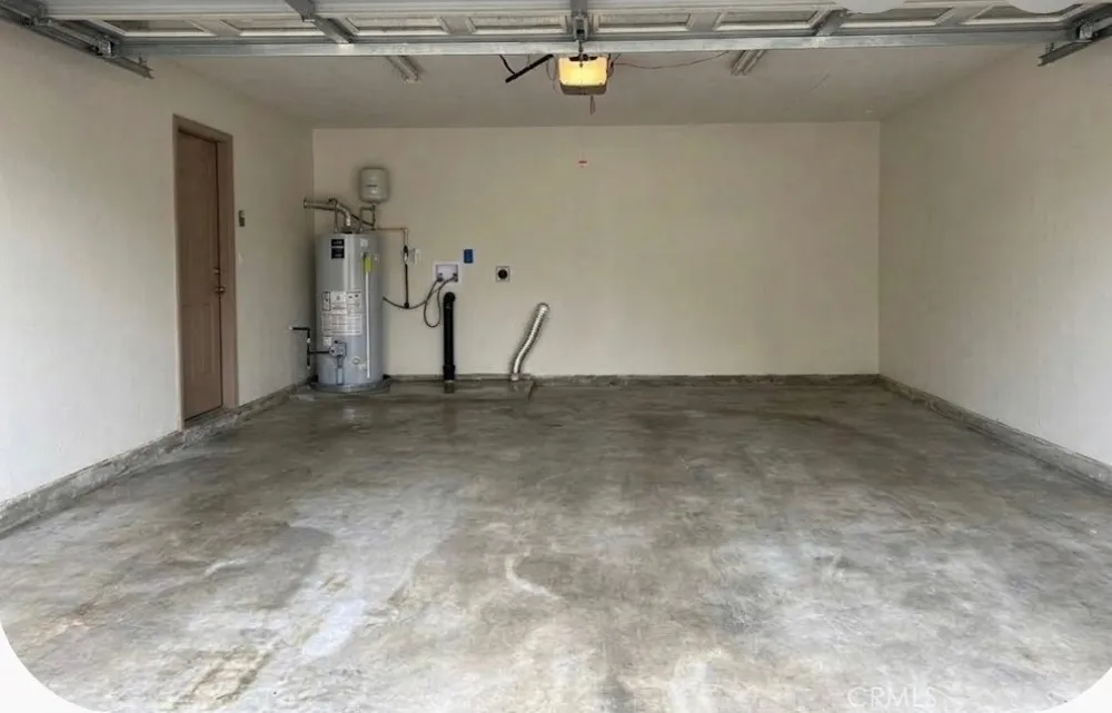 2490 Alder Pomona, CA 91767