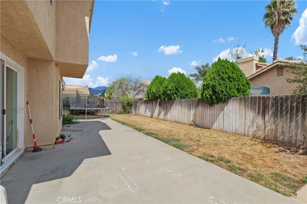 1004 Radka Beaumont, CA 92223
